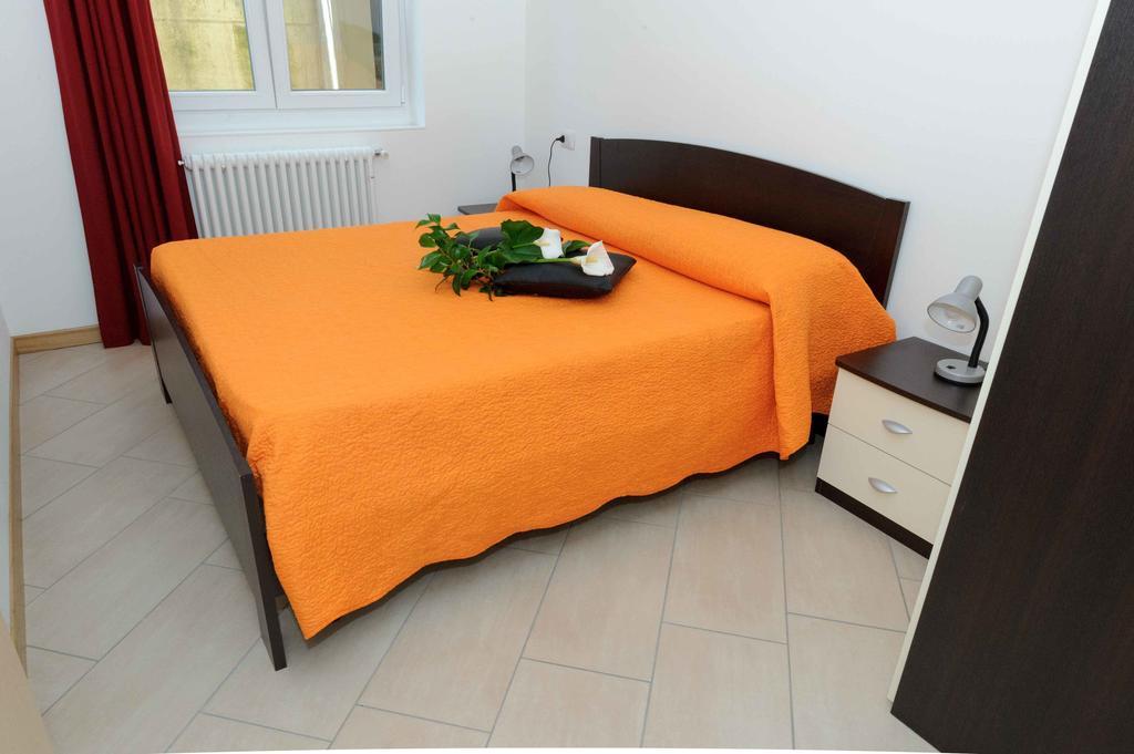 Ferienwohnung Casa Ciclamino Vercana Zimmer foto